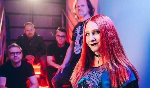 Vánoční koncert: Decode + Bára Zemanová & band