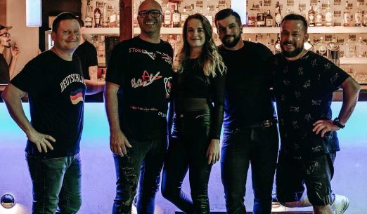 Vánoční koncert: Decode + Bára Zemanová & band