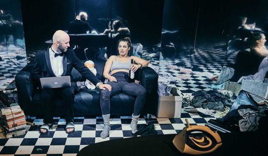 Žena filmového kritika