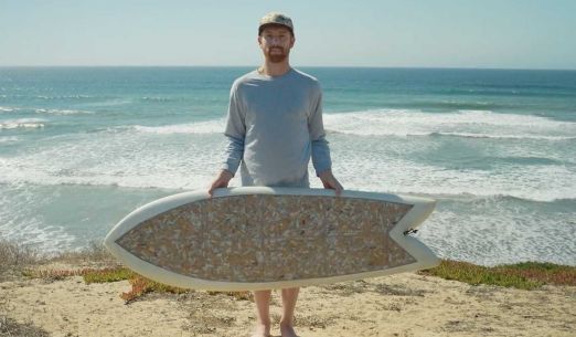 Slavnostní zahájení Ozvěn Ekofilmu Plzeň: Cigaretový surf