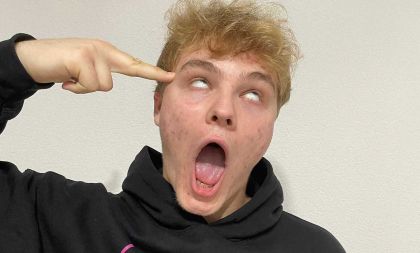 Hard Land: Saymooon + Rob2speed + další