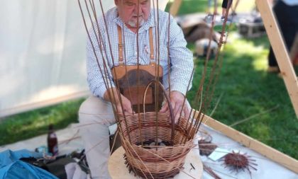 Workshopy s Mistry tradiční rukodělné výroby: František Vodička (tradiční pletení z vrbového proutí)