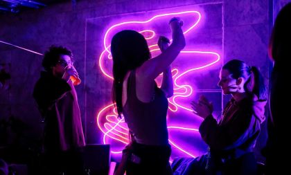 Fenix Friday: Girls Just Wanna Have Sun