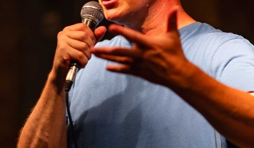 Brian Lennon: Američan v Česku