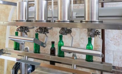 Příběh výroby Fernet Stock: Exkurze v likérce v Prádle