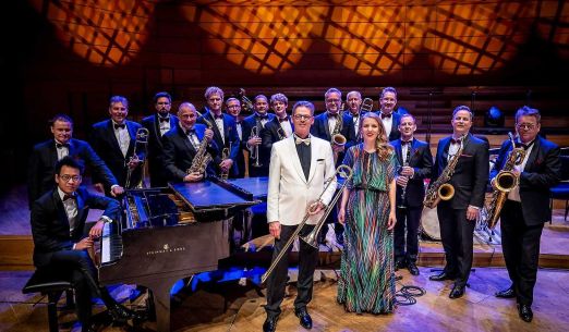 The World Famous Glenn Miller Orchestra