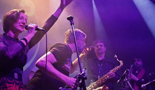 The End of Colours + Yaxetopeesche