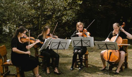 Filmové melodie a Queen: Esferas kvarteto