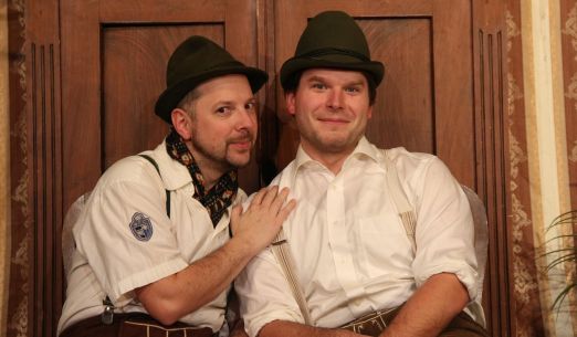 VRAŽDY A NĚŽNOSTI 