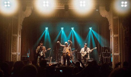 Bonnie + Filistine + Nixon Lads