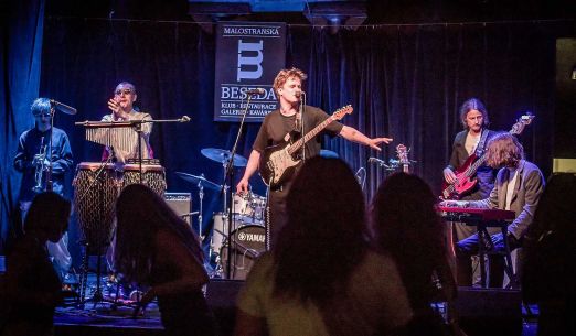 Skotační kulomet (křest desky) + Nixies