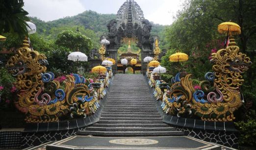 Pyrenejský vrcholový trail