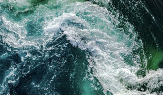 Na plachetnici podél Azor, Norska a Arktidy