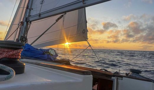 Na plachetnici podél Azor, Norska a Arktidy