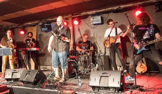 Antihudba Tour: Vráťa Hošek & Vadnej hrošík + Pondělníci