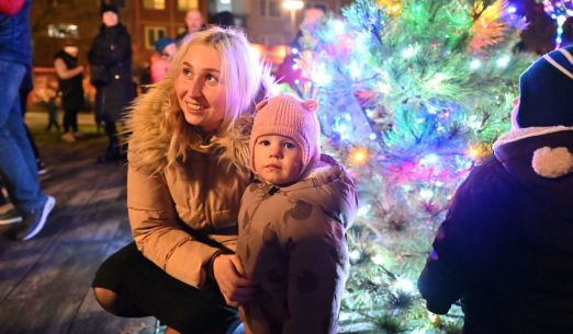 Rozsvícení vánočního stromu na Vinicích