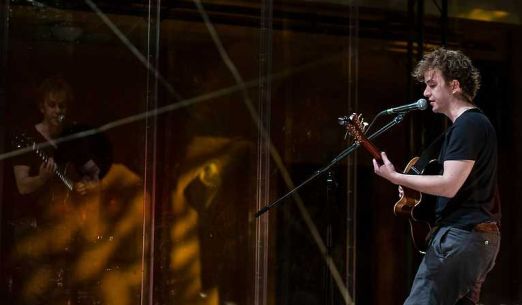 Vánoční busking párty