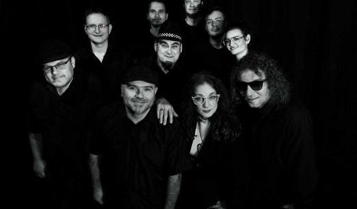 Třicet pět tour: Sto zvířat