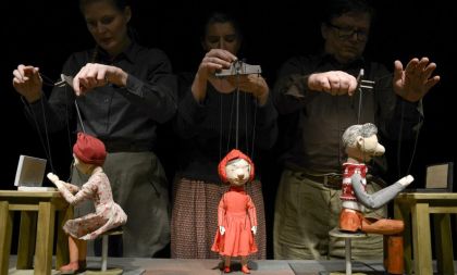 Babička Červené Karkulky dnes slaví narozeniny