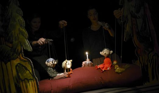 Babička Červené Karkulky dnes slaví narozeniny