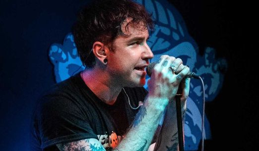 Koby Fray + The Flip Flops + Domino + Stav beztíže