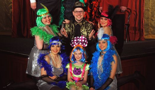 LETEM SVĚTEM S KABARETEM  