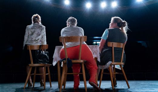 Tři grácie z umakartu