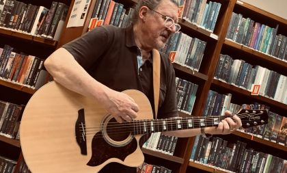 Jakub Noha: Koncert mezi knihami