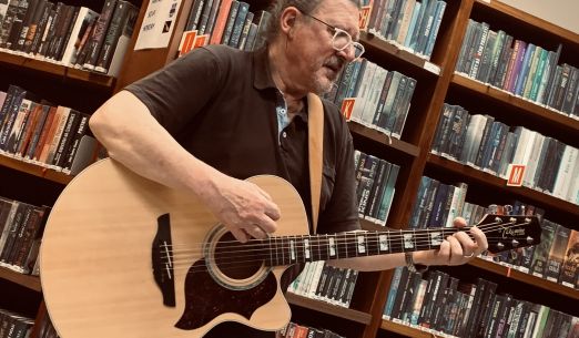 Jakub Noha: Koncert mezi knihami