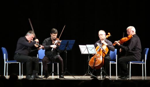 ABBA a BEATLES klasicky v Plzni