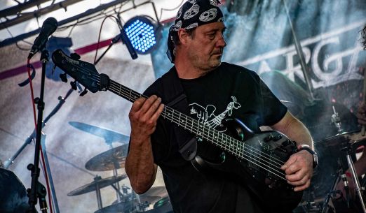 AnamoR + Khargados + Pjena