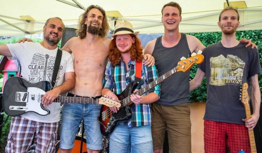 Čtvrt na smrt + Nora