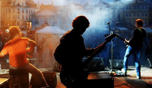 Krutá bída + Pesopír