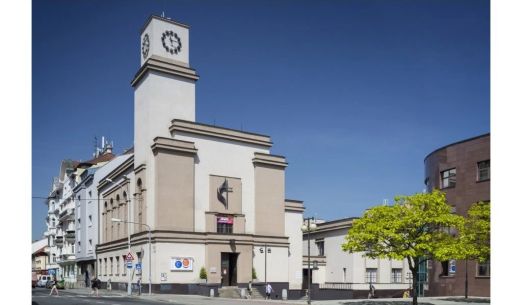 ABBA a BEATLES klasicky v Plzni