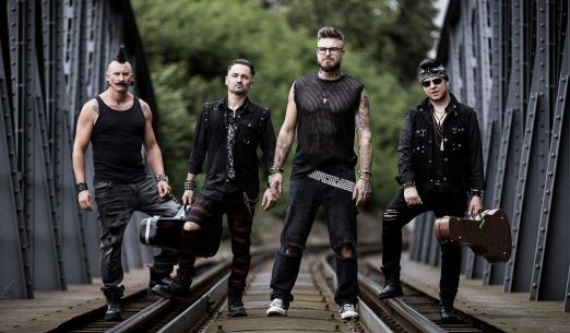 FACE TOur FACE: Rybičky 48 + host: Koblížci