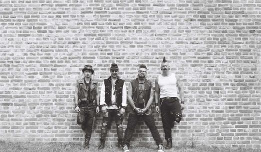 FACE TOur FACE: Rybičky 48 + host: Koblížci