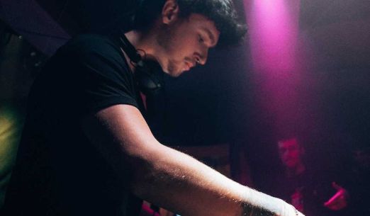 Uncle Sam + Raketavojta + Apolo + další