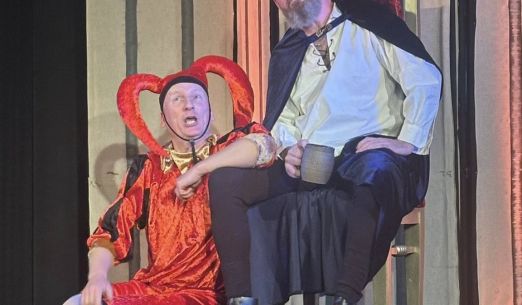 Šašek a jeho král