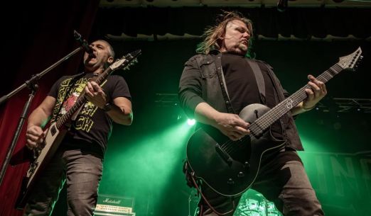 KOMUNÁL + ALŽBĚTA