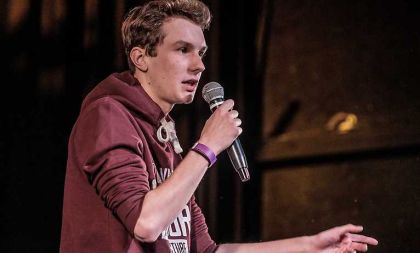 Erotic slam v Andělu