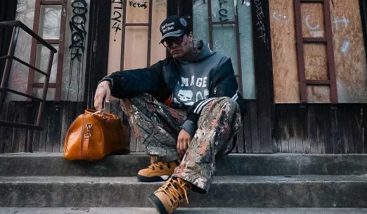 Fobia Kid + support: Adam the World