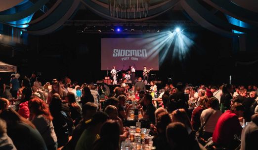 Treffpunkt 2026: rezervace stolu po 4 osoby