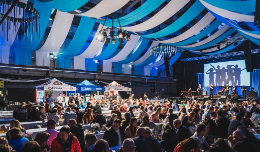 Treffpunkt 2026: rezervace stolu po 4 osoby