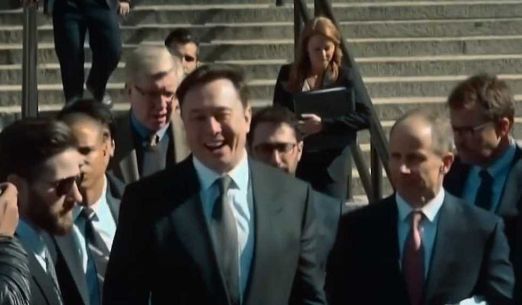 Elon a pokusní králíci