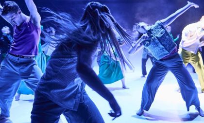 Duncan centre: Hi Mom!