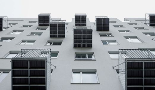 Architektura za čtyřmi hranicemi: GutGut (SK)