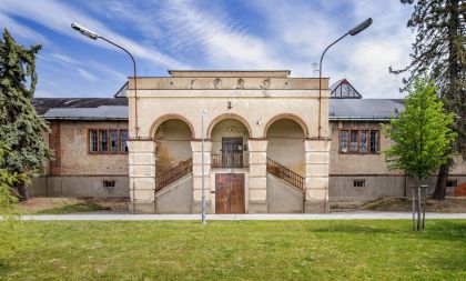 Chabal 100 let: Prohlídka historické úpravny vody