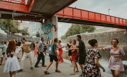 Zatanči si s námi na náplavce: Salsa edition