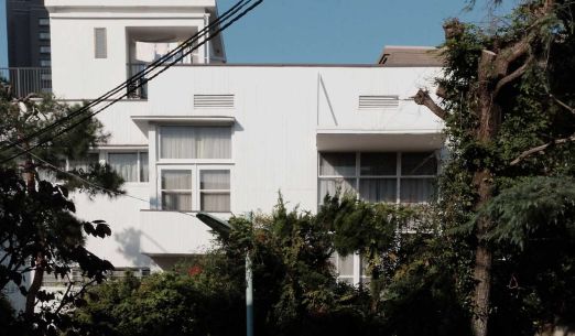 Na rozcestí: Meziválečná architektura v Japonsku