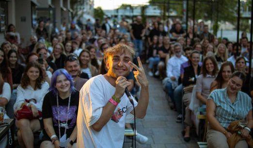 SLAM POETRY U ZACHA